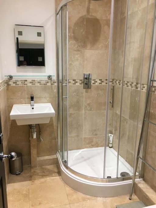 Princes Villa - Large Fully Self Contained Flat, 5 Minutes From The Sea Hastings Zewnętrze zdjęcie
