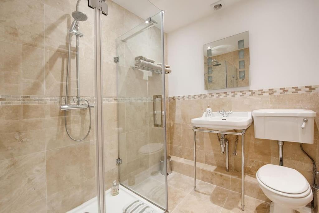Princes Villa - Large Fully Self Contained Flat, 5 Minutes From The Sea Hastings Zewnętrze zdjęcie