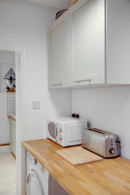 Princes Villa - Large Fully Self Contained Flat, 5 Minutes From The Sea Hastings Zewnętrze zdjęcie